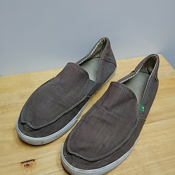 sanuk size 14